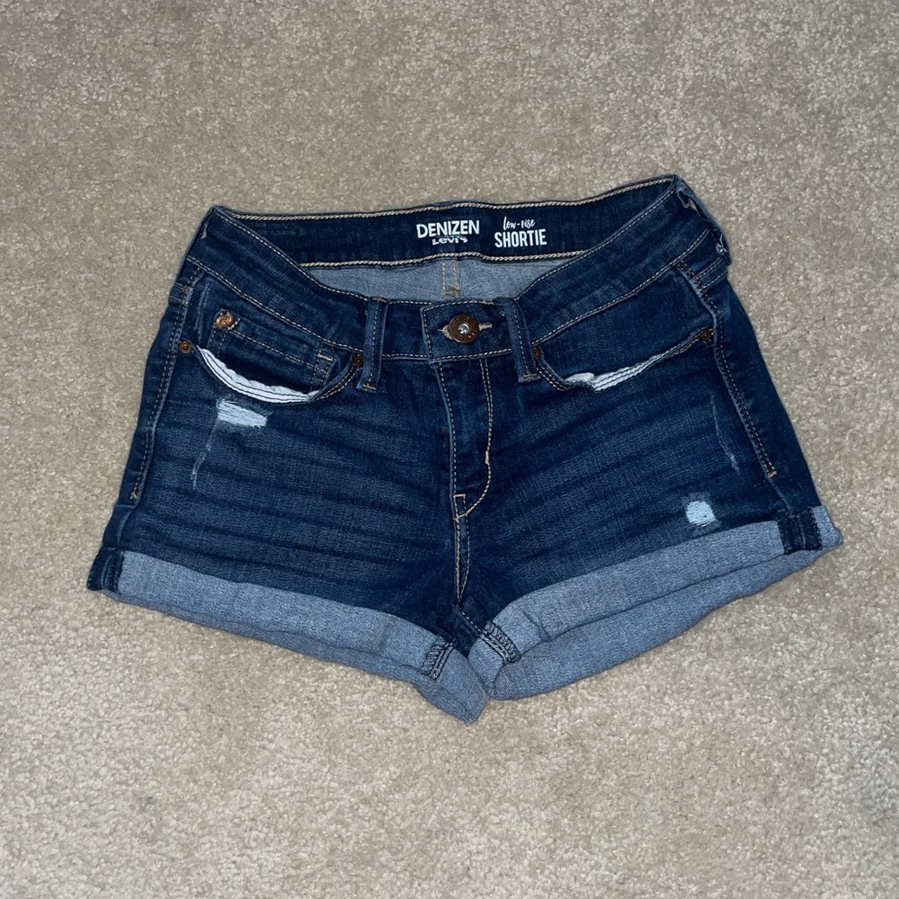 Low-Rise Shortie Levi Shorts